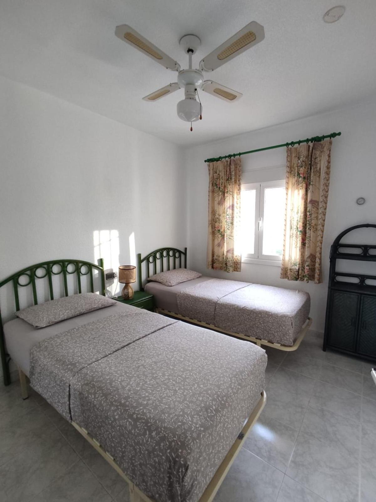 Schoenes Ruhiges Rooftop Apartment Mit Grosser Dachterrasse Торевьиа Экстерьер фото